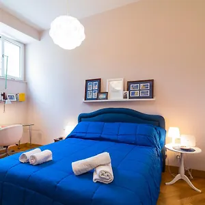 Elegant Flat At Municipio By Napoliapartments Nápoles